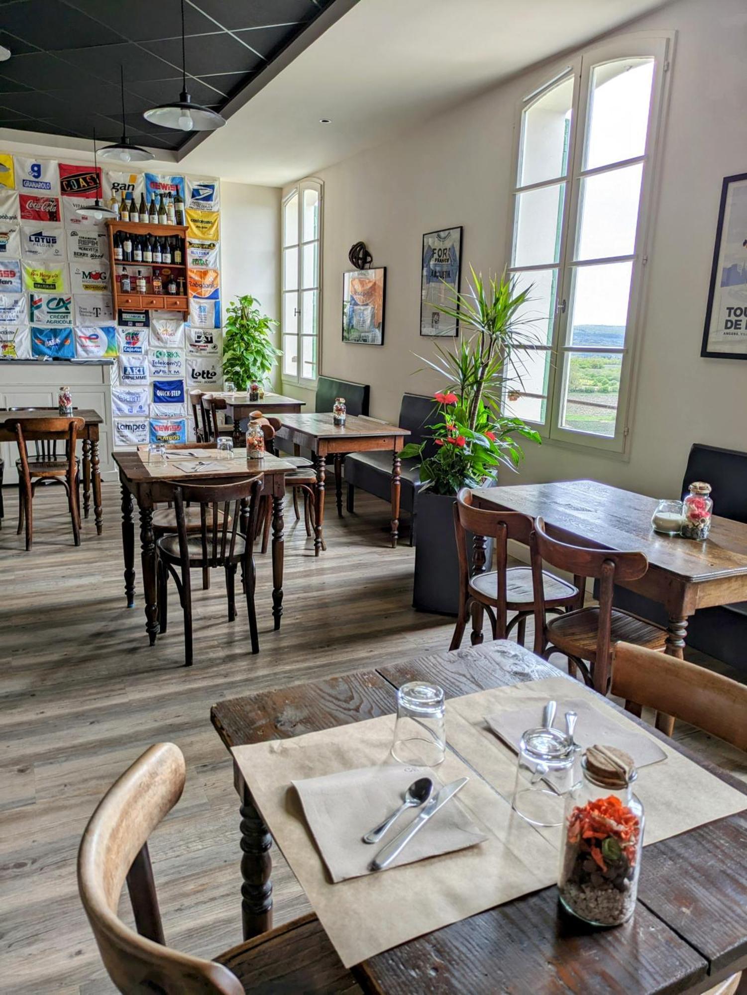 Le Nesk Ventoux - Hotel Sault-de-Vaucluse Exterior photo